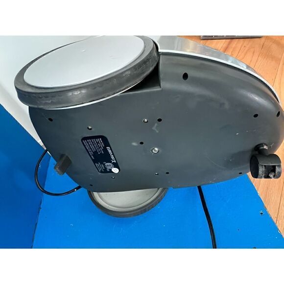 Shark Euro Pro X Garment Steamer Model #SC620 - Picture 6 of 6